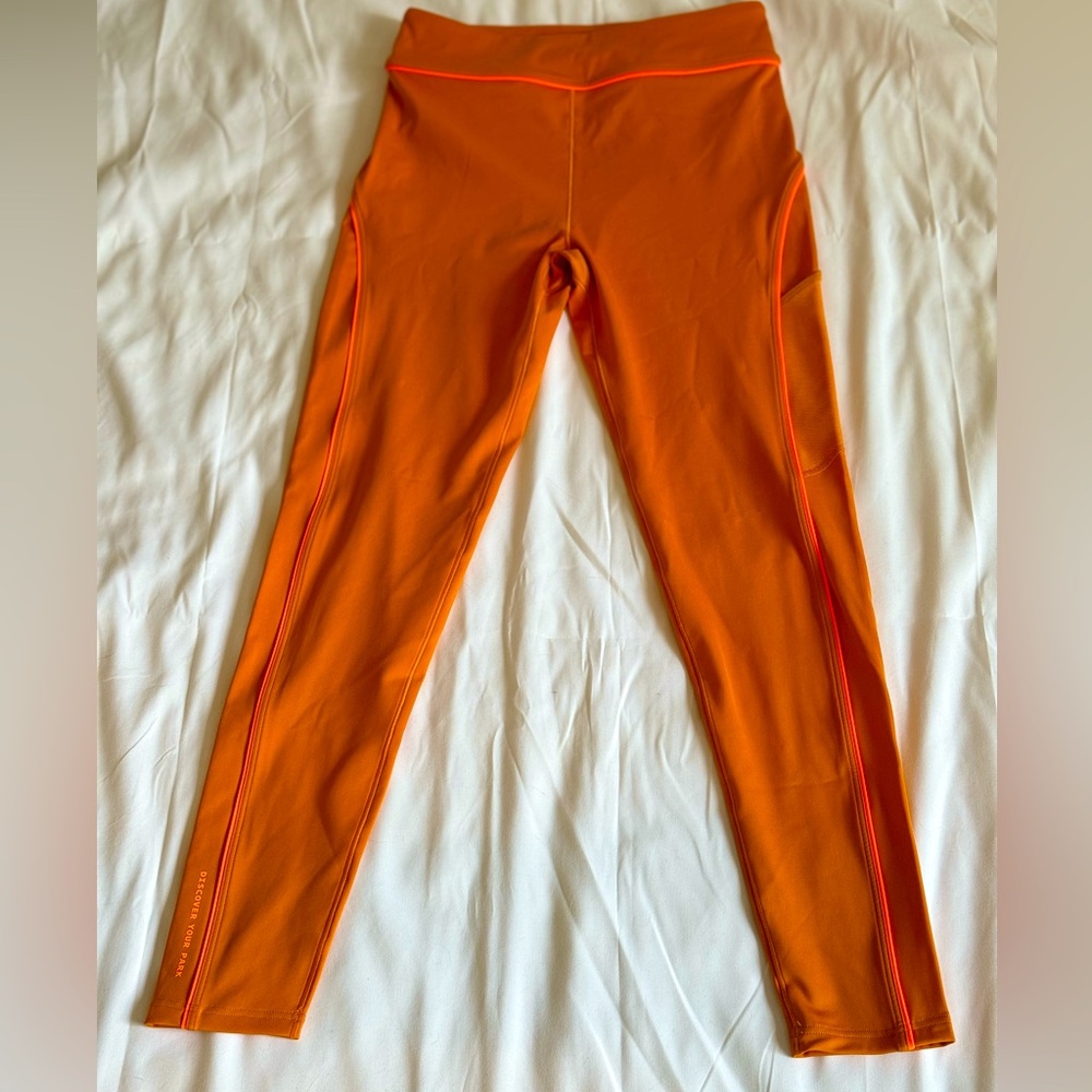 Ivy Park Leggings. Size: M